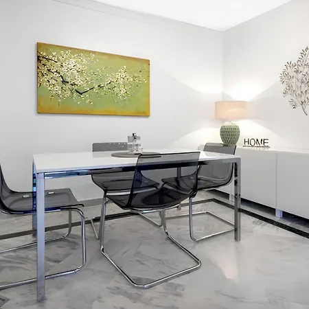 Charming With Terrace And Garden In Apartment